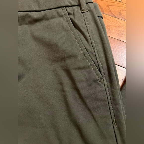 Express Skinny Chinos pants, army green color size W29/L32. Excellent condition - Picture 3 of 12